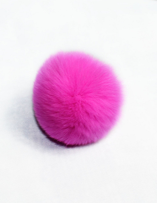 Хутряний бубон на шапку з кролика Rex Малиновий Харків - фото 1