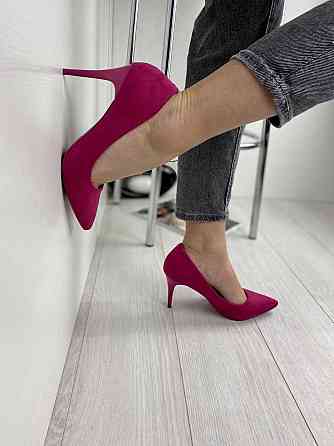 Comer Туфлі жіночі COMER малинові еко-замша 38р. ( ) Коломия