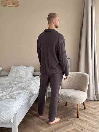 Мужской домашний костюм из муслиновой ткани на пуговицах Коричневый M-L Харьков