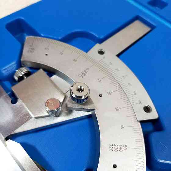 Кутомір універсальний УН-127 тип 2-2 — точний вимірювальний інструмент для заміру кутів по металу та дереву. Харків