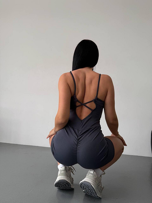 Жіночий літній комбінезон на бретелях з імітацією пушап на попі мікродайвінг Графіт, 46/48 Одеса - фото 2