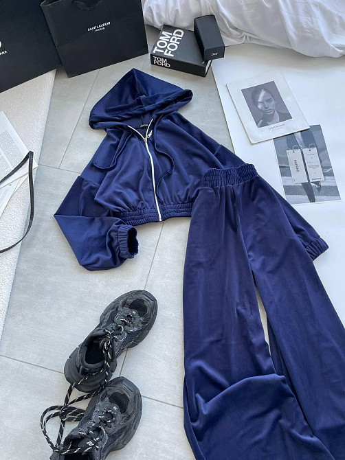 Женский прогулочный оверсайз костюм двойка: кофта и штаны турецкий велюр. Темно-синий Одесса - изображение 1