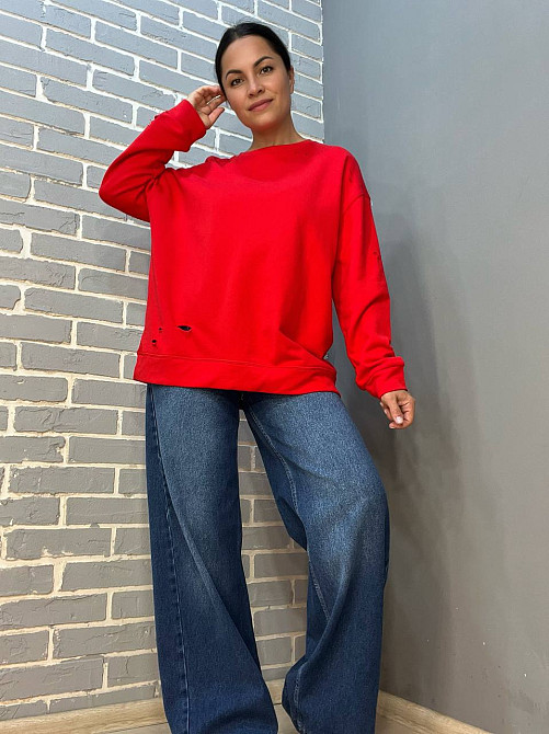 Свитшот женский Joy One 6969 оверсайз удлиненный однотонный порезы one size красный, красный, one size Киев - изображение 2