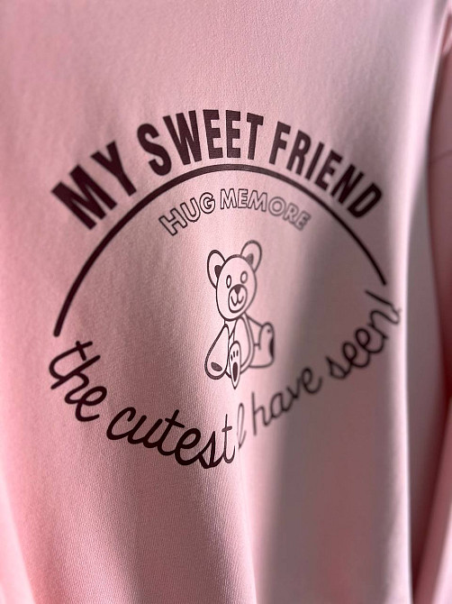 Свитшот женский A-N 25057 с рисунком мишкой впереди оверсайз средней длины комфорт one size, розовый, one size Киев - изображение 2