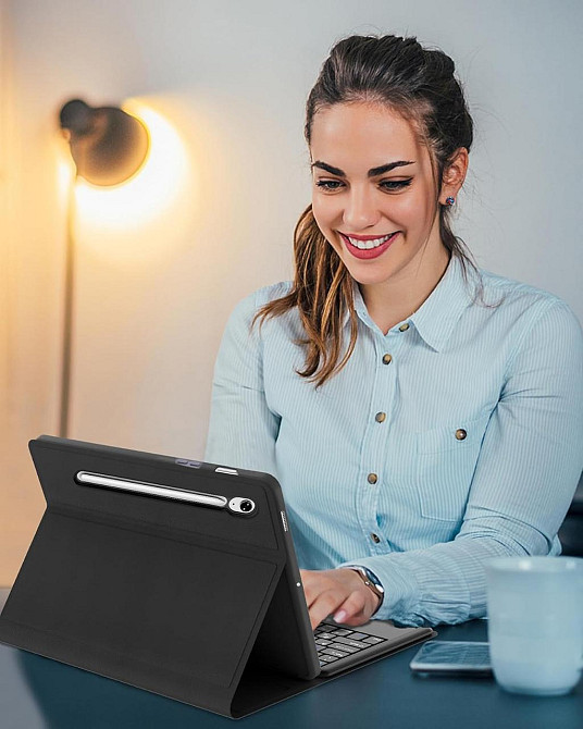 Чехол-клавиатура для Samsung Tab S10 FE Plus 13.1