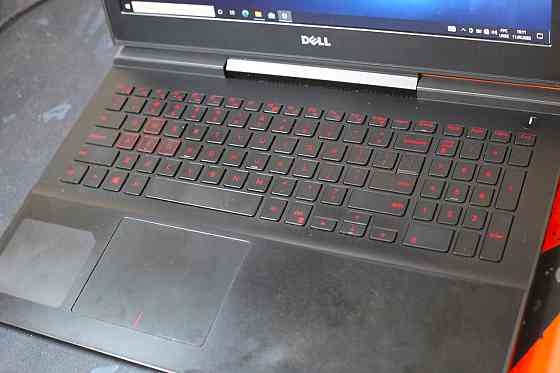 Игровой ноутбук Dell Inspiron 15 7000 Full HD i5-7300HQ / 8 gb / Ssd 256 gb NVMe Идеальное состояние Б\У Киев