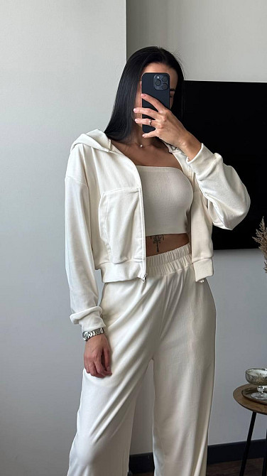 Жіночий плюшевий прогулянковий костюм-трійка: кофта топ і штани велюр Молочний, 44/46 Одеса - фото 1