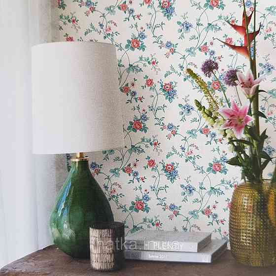 Шпалери вінілові на флізеліні 0.53х10 Rasch Textil Petite Fleur 5.квіти троянди червоні сині зелені на білому Київ