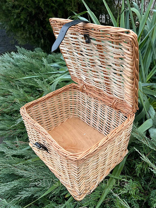 Ящик плетений з ремінців для подарунків Київ - фото 9