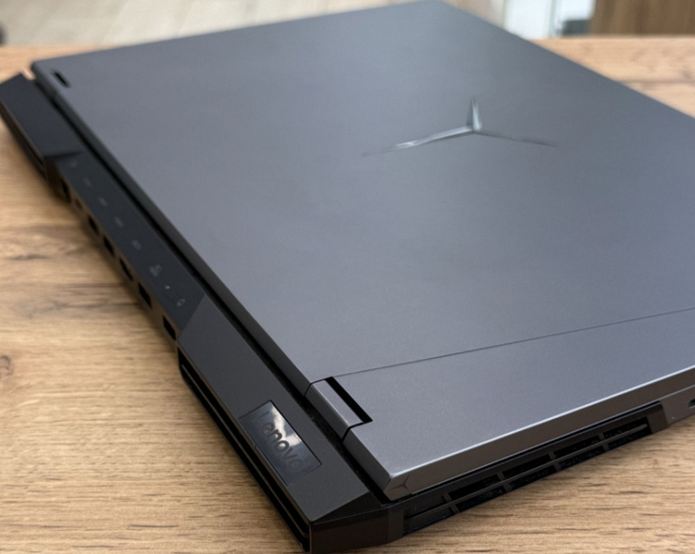 Ноутбук Lenovo Legion 5 Pro 16" QHD + 165Hz. R7 5800H, RTX3070, RAM16GB, SSD 512Gb. Київ - фото 1