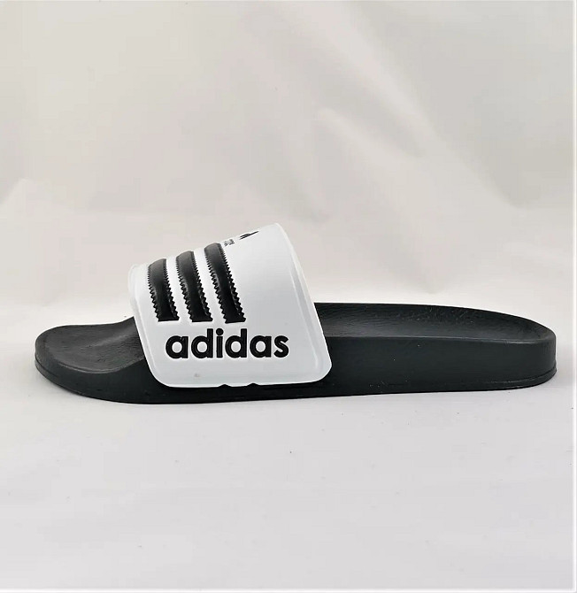 Шльопанці Adidas Чорні Сланці Тапочки Білі Адідас Жіночі (розміри: 38,39,40,41) Дніпро - фото 10