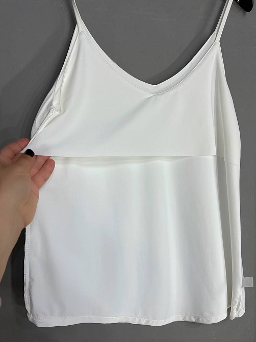 Майка женская A-N Q-13 базовая на тонких бретелях с подкладкой, белый, one size Киев - изображение 12