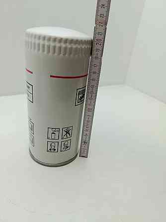 Запасний масляний фільтр 6211472200 для деталей повітряного компресора Atlas Copco 6211472250 Луцк