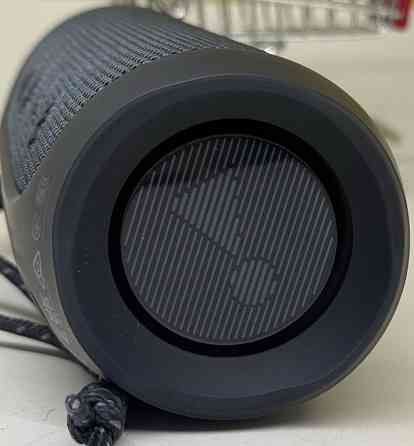 Портативная Bluetooth колонка JBL FLIP 4 в хорошем состоянии. Харьков