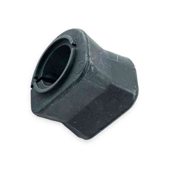 Втулка передня Fiat Doblo 10- внутрішня (d-24 мм) стабілізатора Мукачево