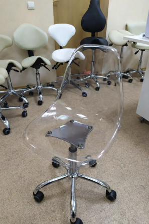 Стілець для майстра ПРОЗОРИЙ Київ