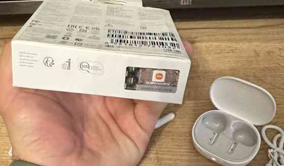 Наушники: Xiaomi Redmi bids 4 lite. Харьков