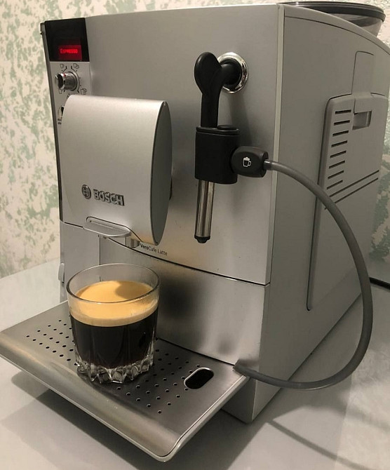 Кофемашина BOSCH Vero Caffe Latte Киев - изображение 3