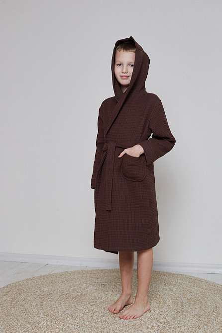 Халат дитячий вафельний Ideal Textile з капюшоном коричневий (56860670) 7 р. (116-122 см) Чернівці - фото 1