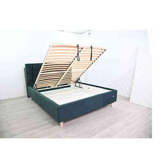 Кровать TaurusDesign Emilia Comfort на ножках с нишей для белья 140x200 темно-синий Киев