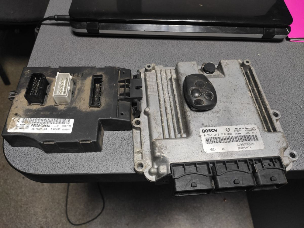 Блок керування двигуном Renault Trafic 2.0 dci 2007-2010 (8200666516) Ковель - фото 1