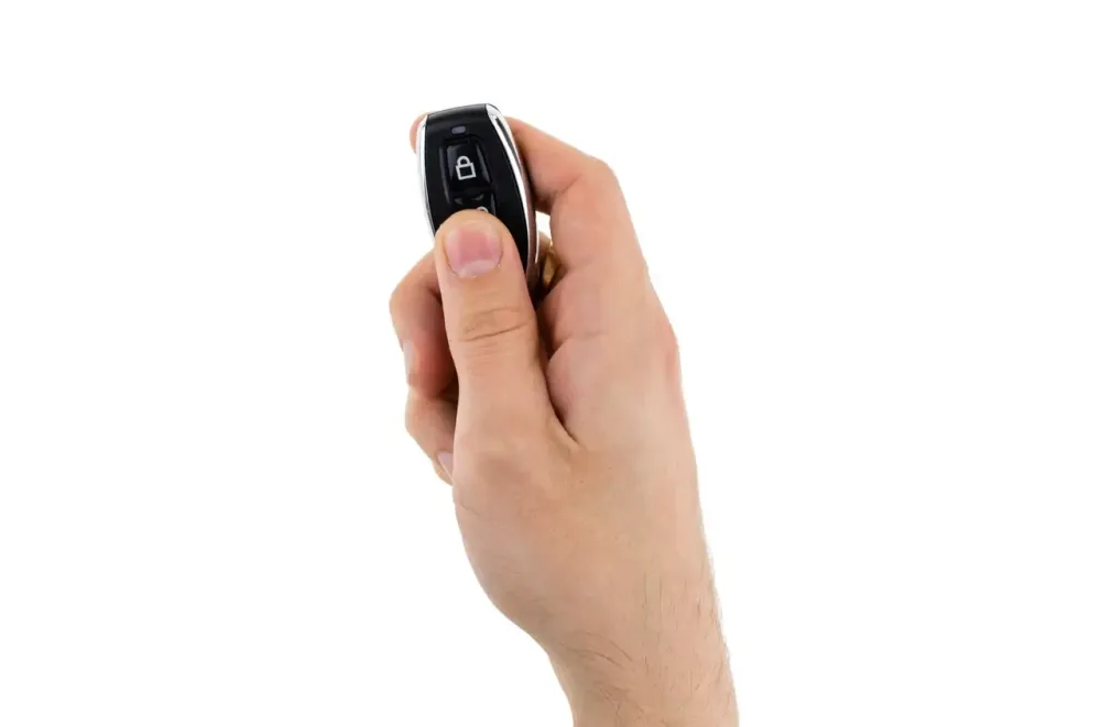 Розумний брелок Bluetooth SEVEN LOCK SR-7716B smart Київ - фото 4