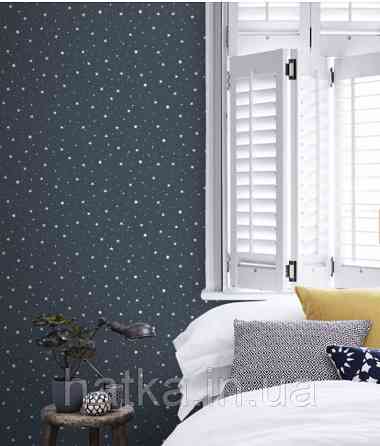 Обои флизелиновые детские  Caselio Our Planet звезды точки белые на темно синем фоне светятся в темноте Киев