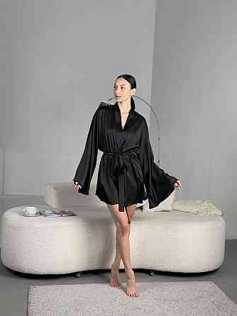 Женский короткий халат на запах с широким рукавом из шелка армани Черный, 48/50 Одесса
