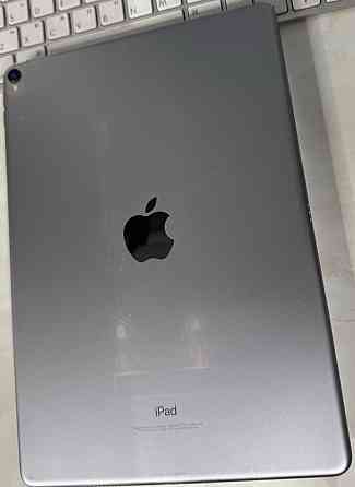 Планшет iPad Pro 10.5 64Gb WiFi Space Гарний, без ремонтів та блокувань! Киев