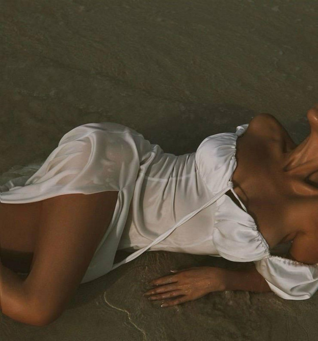 Жіноча чарівна романтична сукня з розрізом шовк Молочний, 44/46 Одеса - фото 2