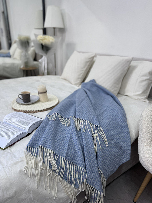 Vladi Плед Vladi 140х200 см Familia із супертонкої вовни з кашеміром Новозеландський блакитний Коломия - фото 2