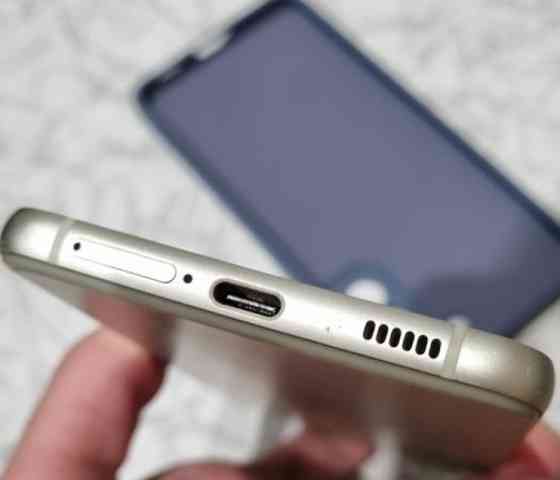 Смартфон Samsung Galaxy s21 FE 6/128Gb. DUOS, 2-sim. Киев