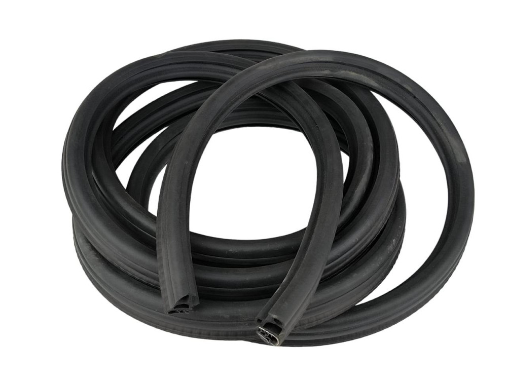 Ущільнювач 2108, 2113, ЗАЗ 1102 Таврія (3900 мм) двері Мукачево - фото 1