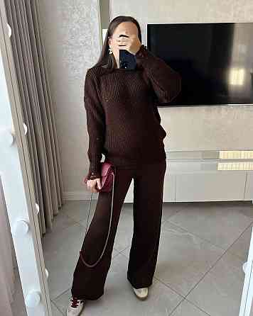 Женский уютный оверсайз свитер с рваным эффектом машинная вязка Шоколад Одесса