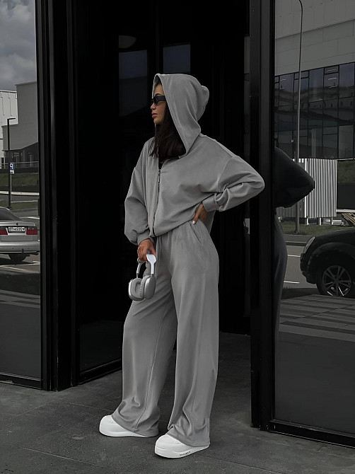 Жіночий прогулянковий костюм-двійка: кофта та штани з плюшевого велюру Сірий, 46/48 Одеса - фото 3