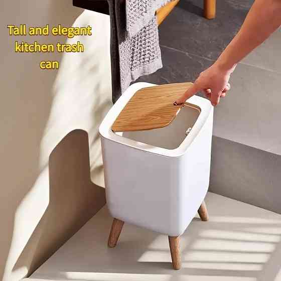 Мусорное ведро на деревянных ножках с кнопкой на крышке Винница