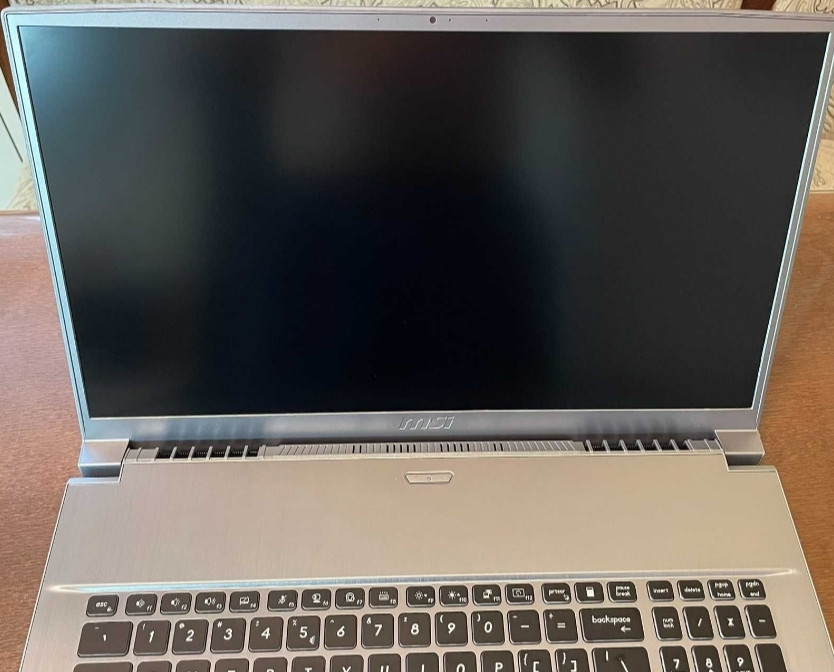 Ноутбук MSI WF75 10TK-250. Київ - фото 4