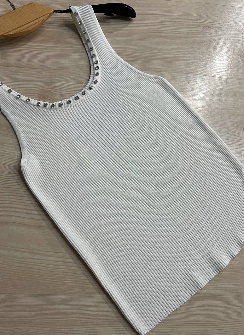 Майка жіноча A-N 3805 в рубчик з камінням на вирізі, білий, one size Київ - фото 18