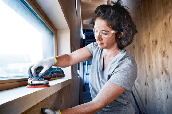 Акумуляторна ексцентрикова шліфмашина Bosch Professional GEX 18V-125, 18 В, 125 мм, безщіткова, Б/В Київ