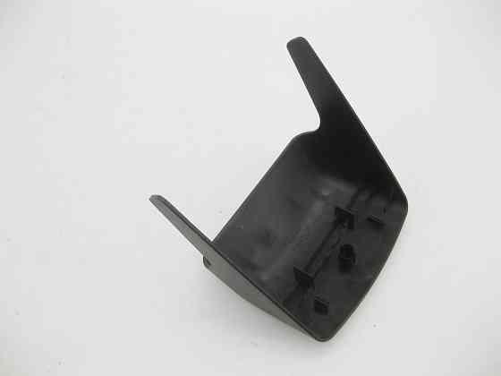 Mercedes-Benz  A1649210186 9051 Кришка центральної петлі 2-го ряду сидінь чорна GL X164 Одеса