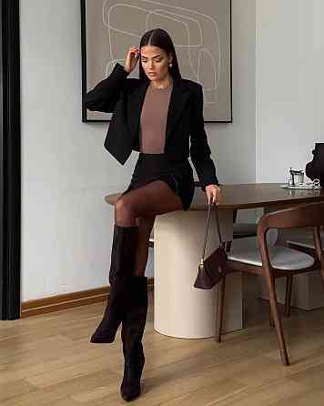 Женский стильный базовый костюм: пиджак на подкладке + юбка-шорты костюмка Одесса