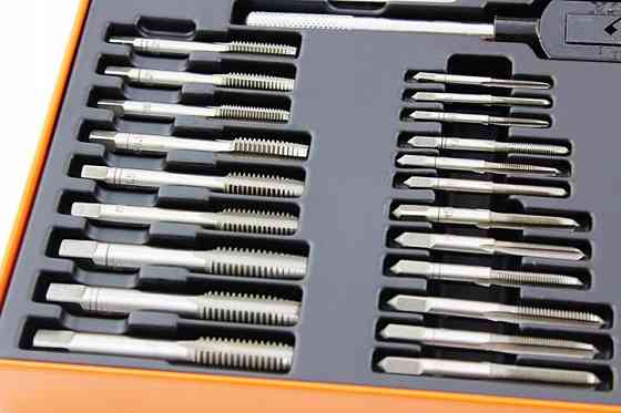 Набір мітчиків і плашок дрібні кроки 60 шт М3-М12 Richmann C9184 Коломыя