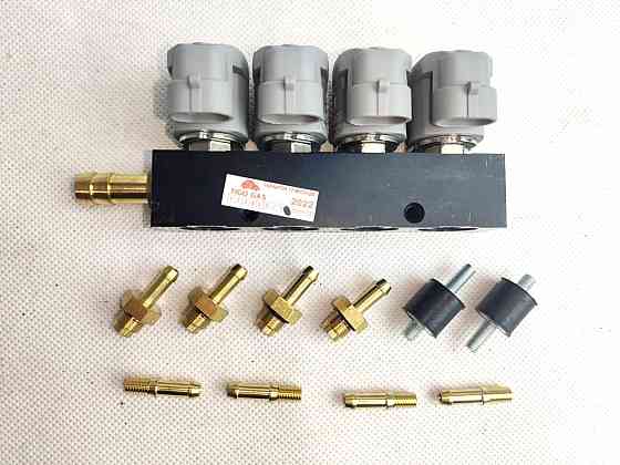 Форсунка Ом планка 4 циліндри (сірі) (штуцера в колектор, з калібрувальними штуцерами) 2 Мукачево