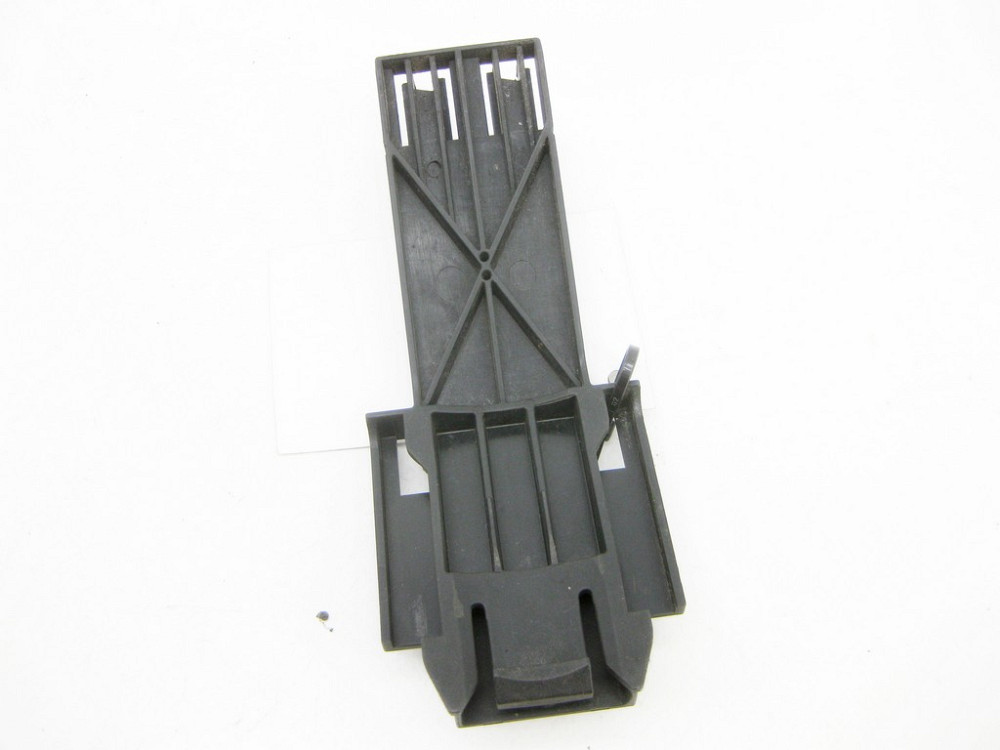 Mercedes-Benz  A2465462843 Тримач проводів переднього моста праворуч CLA Shooting Brake X117 CLA C117 GLA X156 A-class W176 B-class W242 B-class W246 Одесса - изображение 5