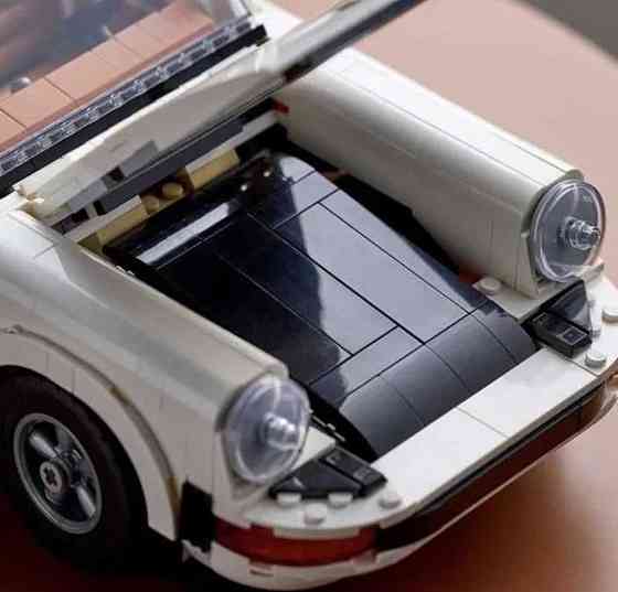 Конструктор білий Porsche 911 подібний до LEGO ретро автомобіль. Харків
