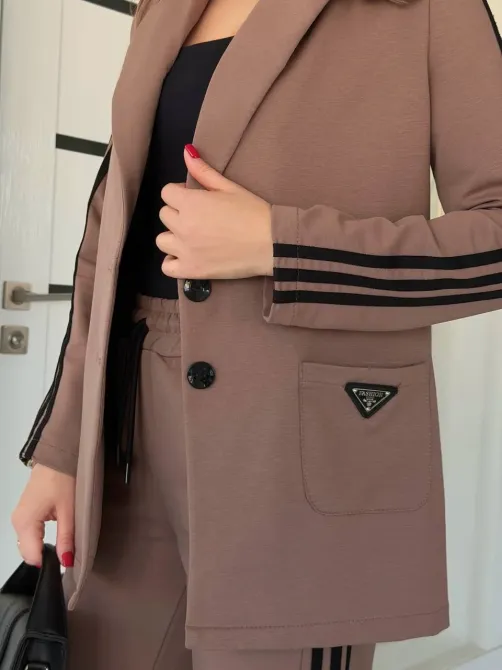 Женский костюм идеально подходит для повседневного гардероба Одесса - изображение 16