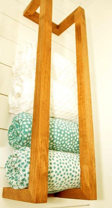 Полка для ванной 