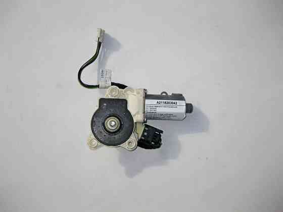Mercedes-Benz  A2118203042 Моторчик переднього склопідйомника C-Class W203 CLC C203 E-Class W211 S-Class W220 Одеса
