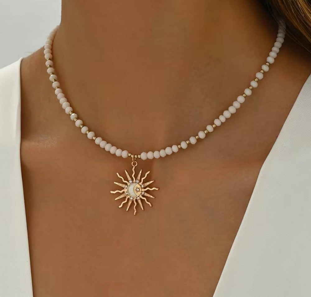 Чокер з білого бісеру з підвіскою сонце жіноче намисто мінімалістичне Київ - фото 4