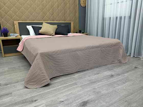 Покрывало двустороннее Decorator Microfiber листья 210х215 см какао с розовым (85-198) Киев